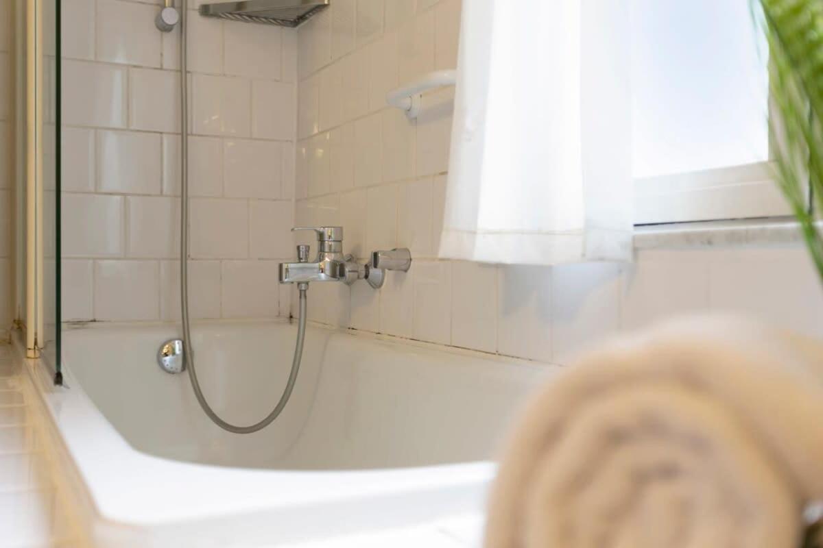 Вілла Huswell - Charming Town House In Historic Center Of Брюгге Екстер'єр фото